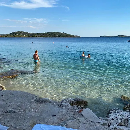 Daire Ivankovic Rogoznica (Sibenik-Knin)