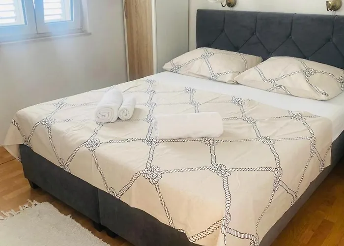 Ivankovic * 罗戈兹尼察